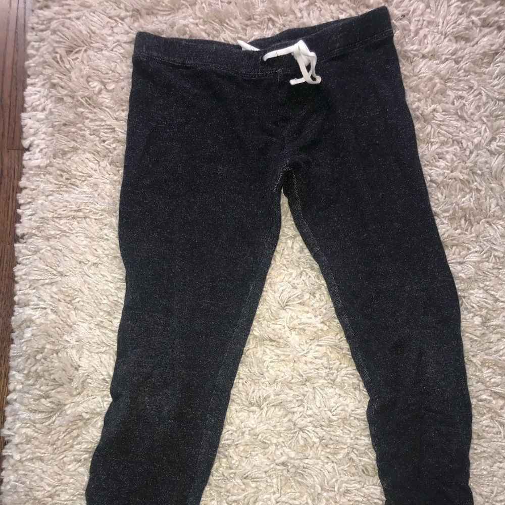 leggings with a touch of white